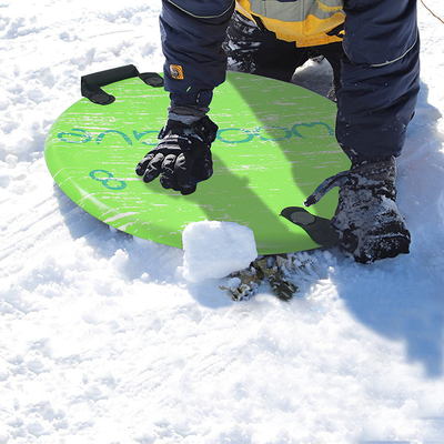 Erleben Sie den Nervenkitzel des Winters mit unserem runden Schnee-Schlitten.