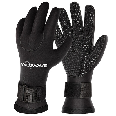 Gewässerdichte 3 mm Fünf-Finger-Neopren-Sporthandschuhe Schnorcheln
